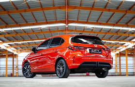 Honda city 2021 vừa ra mắt đã thu hút được rất nhiều người quan tâm, đặc biệt là phong cách mới mẻ, thể thao và với mức giá ngang ngửa phiên bản cũ, mà được. Honda City Hatchback Rs Tampil Memperkuat Segmen Pasar City Car
