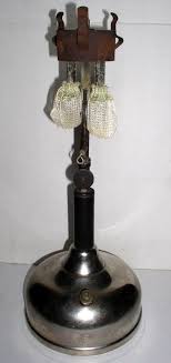 Vintage Coleman Cq Quick Lite Gas Lamp Lantern Gas Lamp Coleman Lamp Lamp