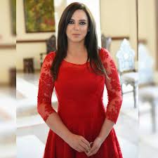 لماذا كشفت سلاف فواخرجي عن عمرها الحقيقي formal dresses fashion dresses