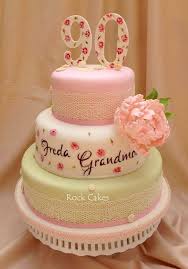 Female Flower Birthday Cake For Grandma Elegant 90th Birthday Floral And Lace Cake 90th Birthday Cakes 80 Birthday Cake New Birthday Cake