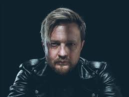 TBB- Duncan Bayne threatens to fight Francois van Coke... While he's