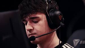 [OFFICIAL] eeiu leaves 100 Thieves