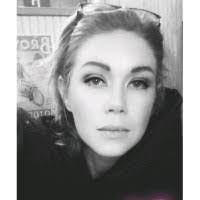 Samantha Mccloud's Instagram, Twitter & Facebook