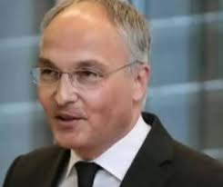 What is the real work of apostles according to 1 Corinthians 12:1-31 or  Ephesians 4:1-12?