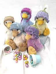 The baby feet knitting pattern is an easy and cute little pattern. Ravelry Dorsey Duckling Pattern By Pat Alinejad