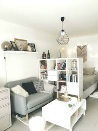 Wenn wenig platz zur verfügung steht, dann sollte es optimal genutzt werden. 35 Einzigartige Kleine Wohnung Deko Ideen Mit Kleinem Budget Wohnung Wohnzimmer Kleine Wohnzimmer Kleine Wohnung Wohnzimmer