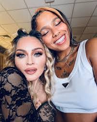 Ryan Woolston's Instagram, Twitter & Facebook