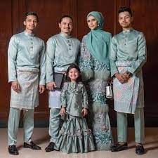 Tema baju raya warna coklat. 130 Best Pengantin Melayu Songket Ideas Pengantin Melayu Malay Wedding Dress Malay Wedding