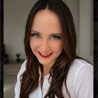 Jayme Cox's Instagram, Twitter & Facebook