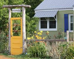 Gartentor Selber Bauen Diy Anleitung Und 45 Einzigartige Beispiele Diy Garten Zenideen Gartendekoration Garteneingang Garten