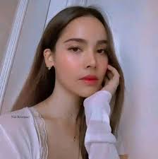 Boyfriend is also the boss at Jeonix Corporation