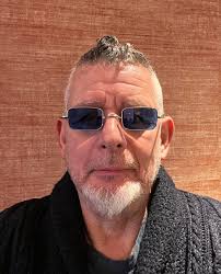 Are there any collectors here in California who curate their own collection?