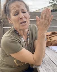 🧠 Did you know that for every 1% increase in entrepreneurship, there is a  2% decline in poverty rates in a state?, America will be renewed from the  ground up by its entrepreneurs. But starting a ...