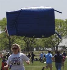 New York accident illuminates perils of 'bounce houses' (video)