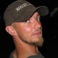 Simon Larsen (simonpnlarsen)