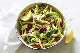 Pasta With Pea Pesto And Crispy Chorizo Recipe Tasty Pasta Pasta With Peas Pea Pesto