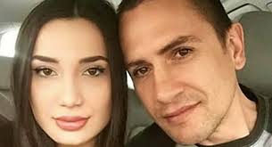 Açıklamasının devamında emre aşık'ı fetö'cü olmakla suçlayan yağmur sarnıç, aysun kayacı da benim bildiğim her şeyi biliyor. Emre Asik Bu Evlilik Tamamen Bir Kumpastir Dolandirildim Sirketimin Ici Bosaltildi Sputnik Turkiye