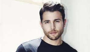 Lenny Platt's Instagram, Twitter & Facebook