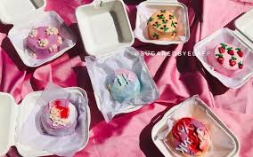 Cut the cake into circles. Get Korean Bento Cakes From These Bangalore Bakers Bento Box Cakes In Bangalore Whatshot Bangalore
