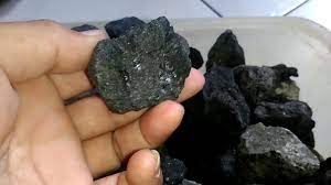 Mulai dari gaya rambut, pakaian, hingga parfum yang dipakai. Ciri Batuan Yang Mengandung Emas Batuan Lunak Mengandung Emas Youtube