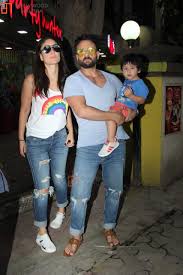 The kapoor family threw a grand christmas party for family and friends on december 25. Saif Kareena Set To Send Taimur To Boarding School In London Kareena Kapoor Khan Saif Ali Khan Taimur Ali Khan Pataudi