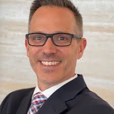 Amanda Bybee's Instagram, Twitter & Facebook