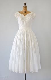 Vintage 1940s White Eyelet Wedding Dress Hither My Love Dress 248 00 Adored Vintage Eyelet Wedding Dress Wedding Dresses Vintage 1940s Wedding Dress