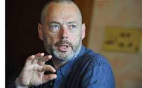 Veronica Padmore's Instagram, Twitter & Facebook