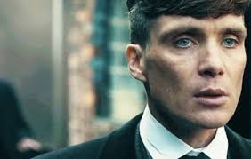 Il taglio di peaky blinders, un look da urlo, tommy shelby, cillian murphy. Peaky Blinders Cillian Murphy Rivela Quanto Gli Ha Reso La Vita Difficile Essere Tommy Shelby La Casa Del Cinema