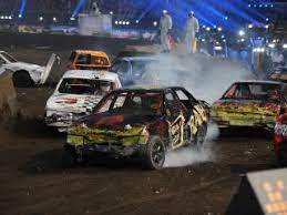 2011 wurde als neue attraktion der. Tv Total Stock Car Crash Challenge 2015 Tv De