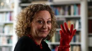 Investment Pitch- Paula Rowan Gloves