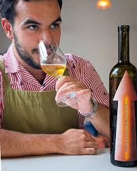 Cake + light Chef @bellafaywhite + an engaging peony