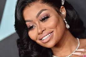 Meaning of dimple in english. What To Know Before Getting A Dimple Piercing
