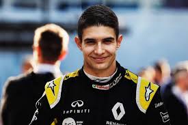 Et devient, à 19 ans et 345 jours, le plus jeune français à prendre le départ d'une épreuve de formule 1. Esteban Ocon Replaces Nico Hulkenberg At Renault For F1 2020