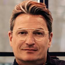 Donald Trump raser over magasinforside