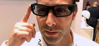 Erez Carmel's Instagram, Twitter & Facebook