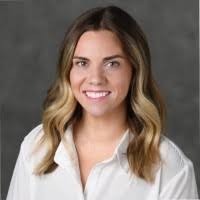 Sarah Sunderland's Instagram, Twitter & Facebook