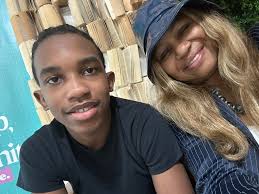 Reesie's Marvelous Hats ™️