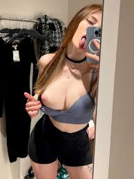 WeLikeFemales (@WLFemales)  Posts  X