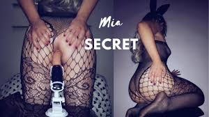 Playing with the Sohimi VENUS Thrusting DILDO Machine! DILDO feels soooo  realistic!