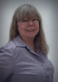 Ruth Woolsey's Instagram, Twitter & Facebook