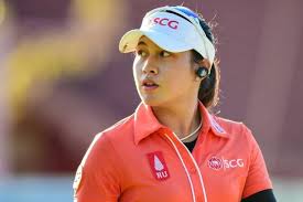 At the time of winning the tournament, thitikul was only 14 years 4 months and 19 days old, which made her the youngest golfer ever to win a professional golf tournament. à¸­à¸²à¸'à¸¢à¸² à¸ à¸• à¸ à¸¥