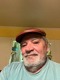 6 years and 100 days sober and succumbed to my first pair of glasses at 56  and a half years old. The eyes are getting weaker. The body is getting  stronger. I'll