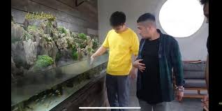 Tangis Irfan Hakim Pecah Saat Kenang Ikannya Yang Mati Ratusan Juta Melayang Merdeka Com