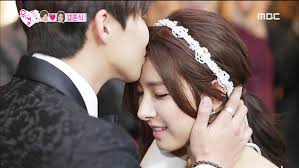 Jaerim making romantic guess on finding soeun's hand at the blindfolded game. Do You Miss The Sexy Couple Song Jae Rim And Kim So Eun From We Got Married What S Their Relationship Now Channel K