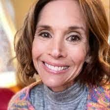 Kristi Arthur's Instagram, Twitter & Facebook