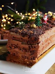 Buche Rustique Pralinee Chocolat Poire Et Speculoos Recette Gateau Poire Recette Buche Chocolat Chocolat