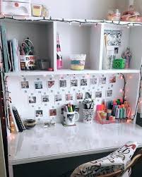 248 likes · 88 talking about this. 10 Ide Dekorasi Meja Belajar Yang Bikin Semangat Bekerja