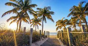 Campgrounds are scattered throughout the keys and you can choose from every type of camping experience — from primitive camping to don't forgot the first rule of camping in florida… never, never leave home without bug spray! Audioguide Florida Keys Reisefuhrer Mywowo