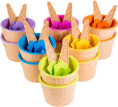 Amazon Com Green Direct Plastic Sundae Ice Cream Frozen Yogurt Cups With Spoons Ice Cream Dessert Bowls Pack Of 24 Home Kitchen